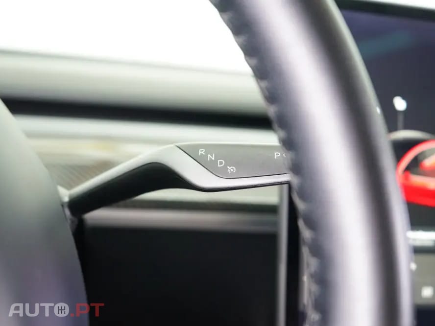 Tesla Model 3 Standard Range Plus RWD