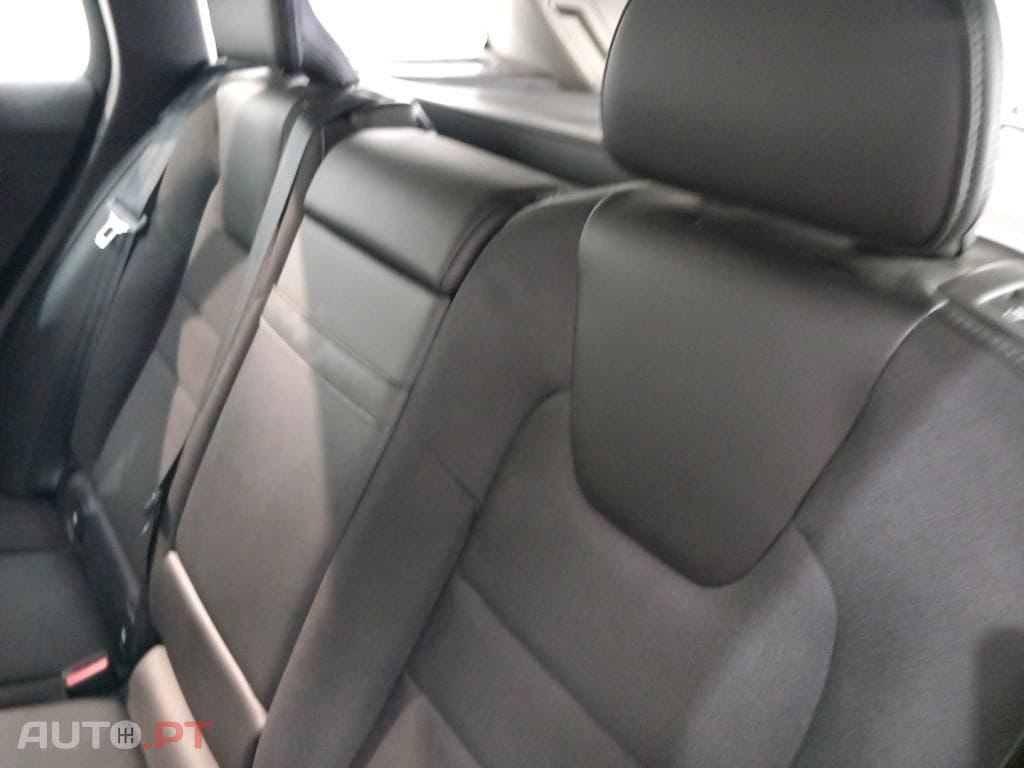 Volvo V60 2.0 D3 Momentum