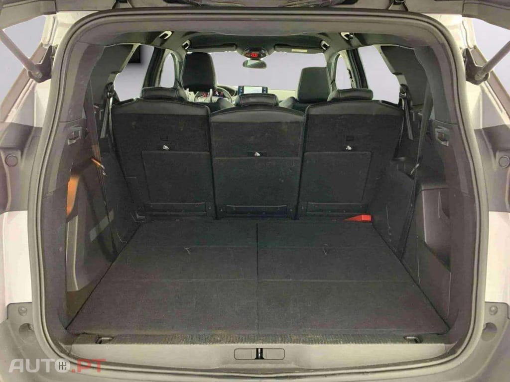 Peugeot 5008 1.5 BlueHDi 130 EAT8 Allure Pack