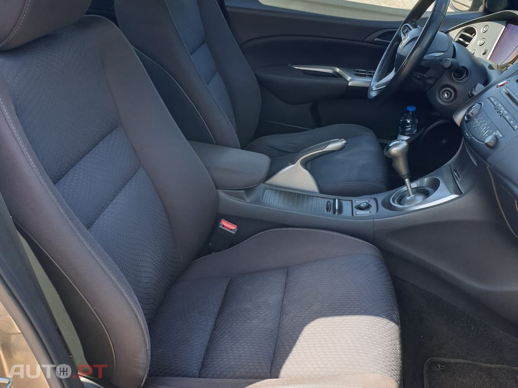 Honda Civic 1.4 i-VTEC Elegance
