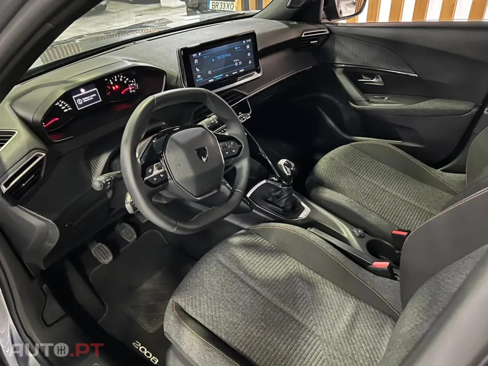 Peugeot 2008 1.2 PureTech Style