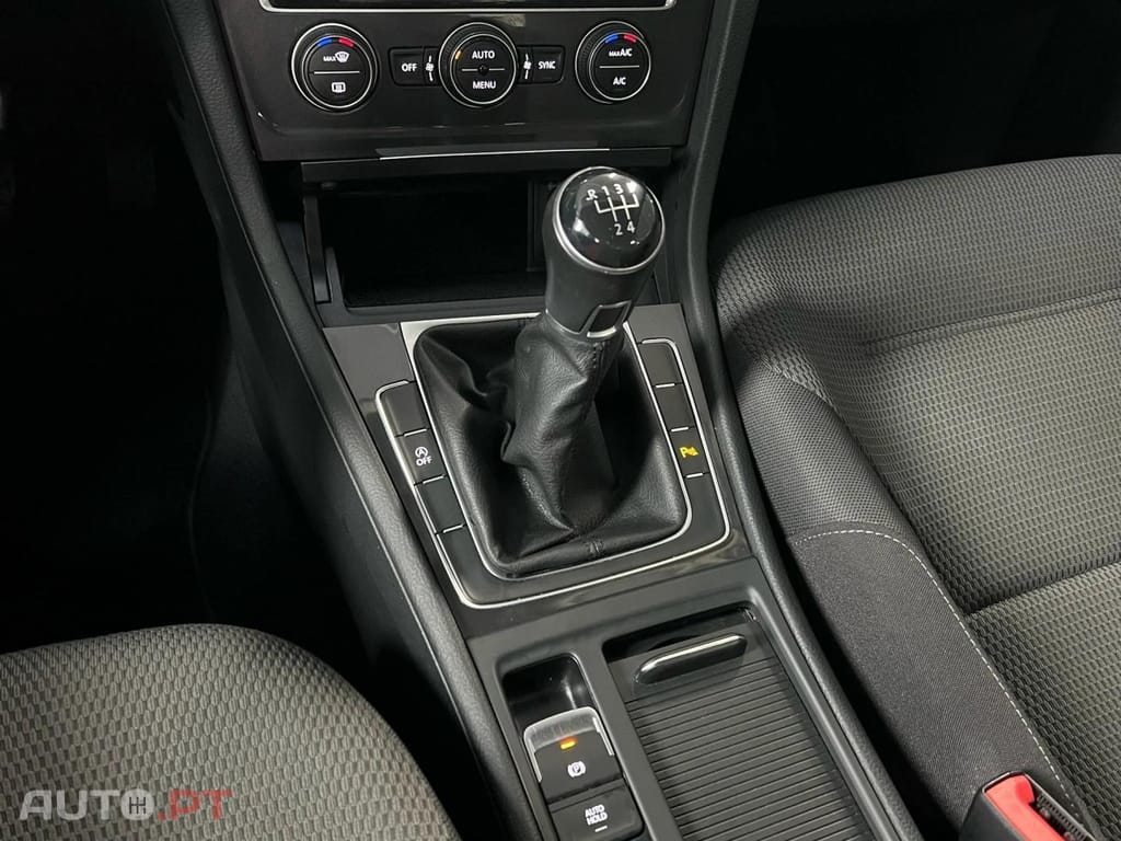 Volkswagen Golf 1.6 TDI 115cv Confortline