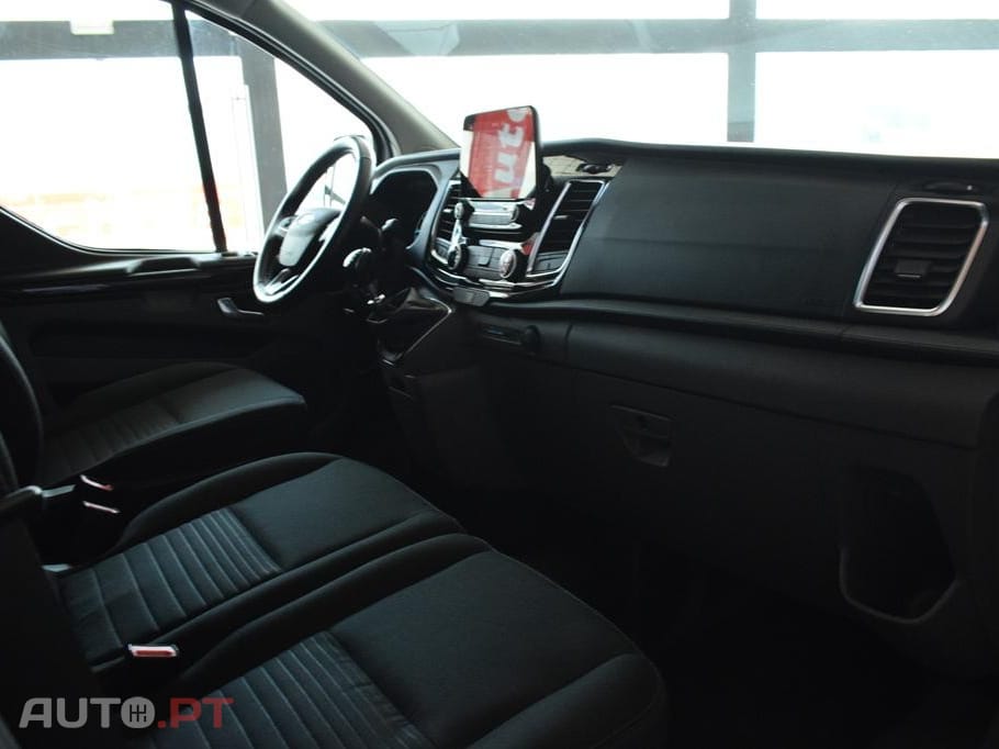 Ford Transit Custom Outro