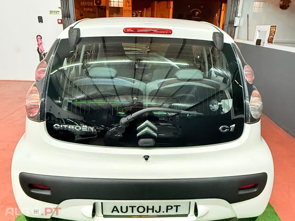 Citroen C1 Outro