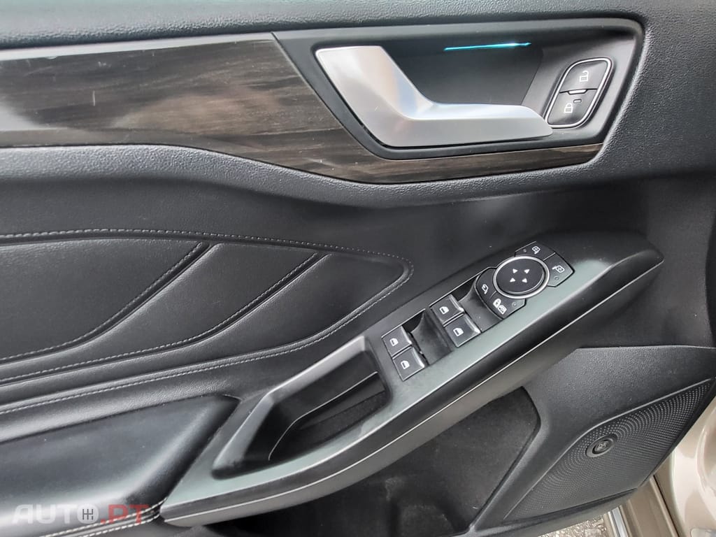 Ford Focus SW 1.5 TDCi EcoBlue Vignale