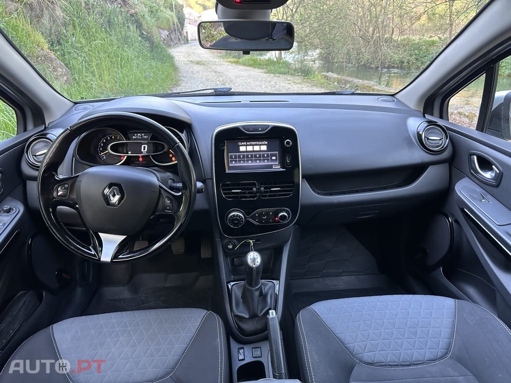 Renault Clio (Energy) TCe 75 Start & Stop LIMITED