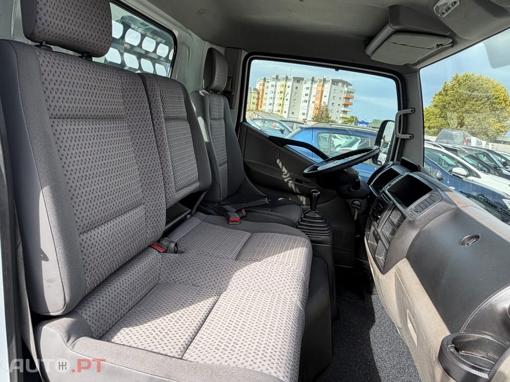 Nissan Cabstar 2.5 dCI 3LUG Tri-Basculante 62.000 Kms