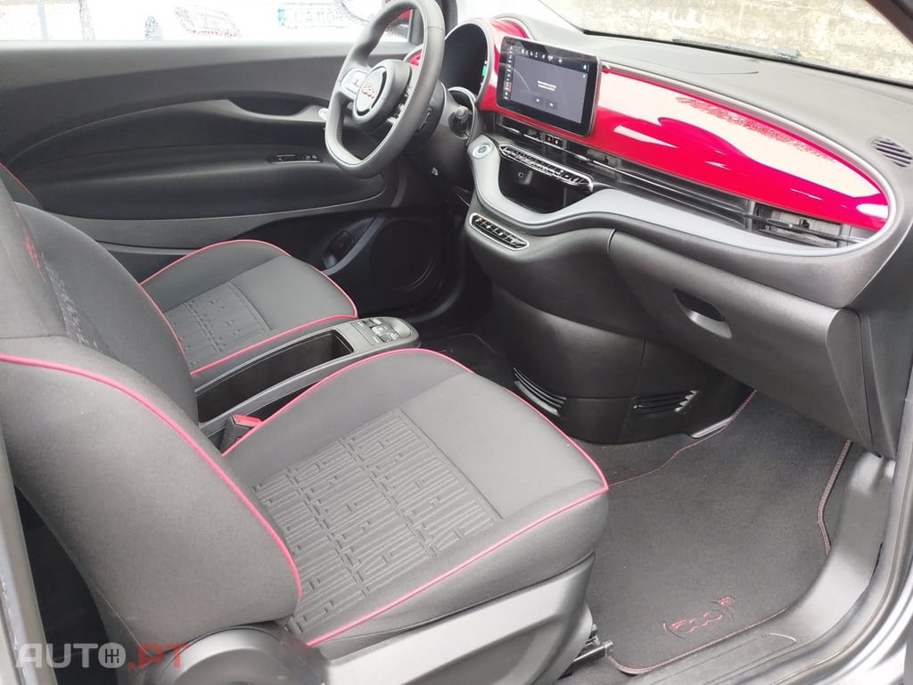 Fiat 500e 23,8kWh Red