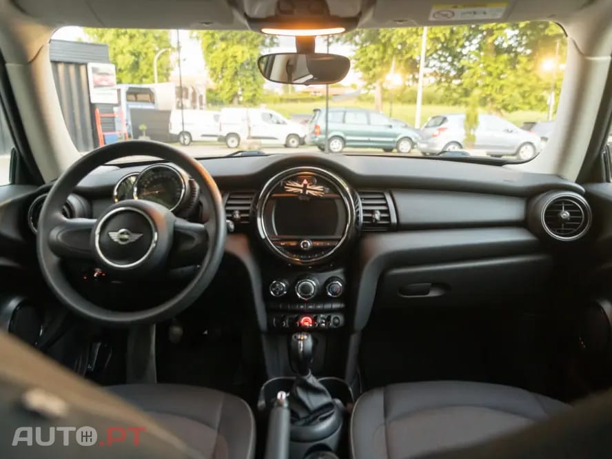 MINI Cooper One