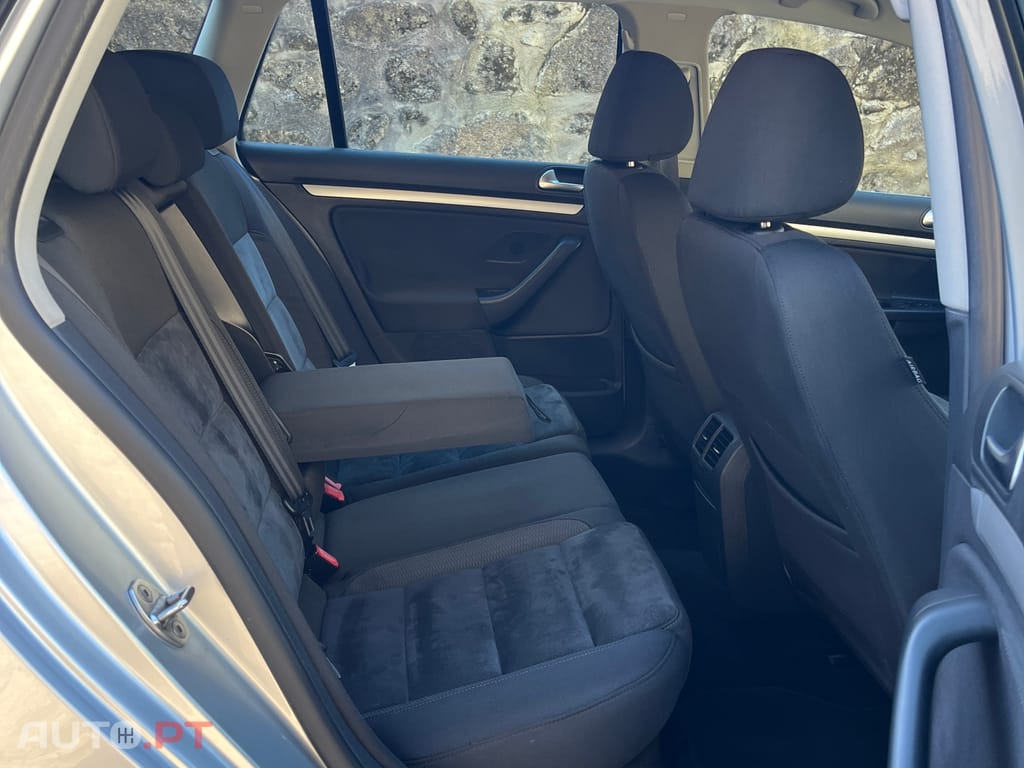 Volkswagen Golf Variant 1.6 TDi Highline