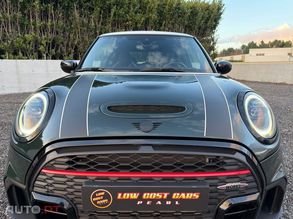 MINI John Cooper Works Premium JCW Plus Auto