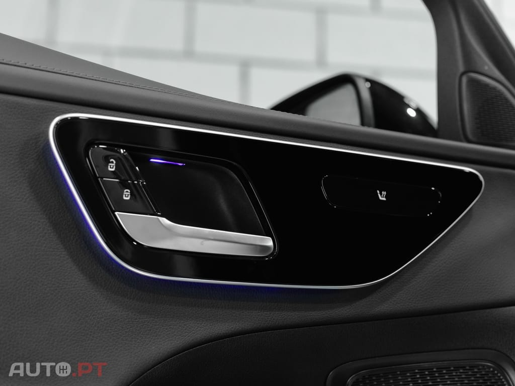 Mercedes-Benz C 300 e AMG Line