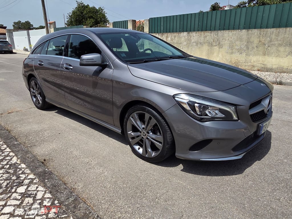 Mercedes-Benz CLA 180 Shooting Brake Urban Fleet Pack Plus
