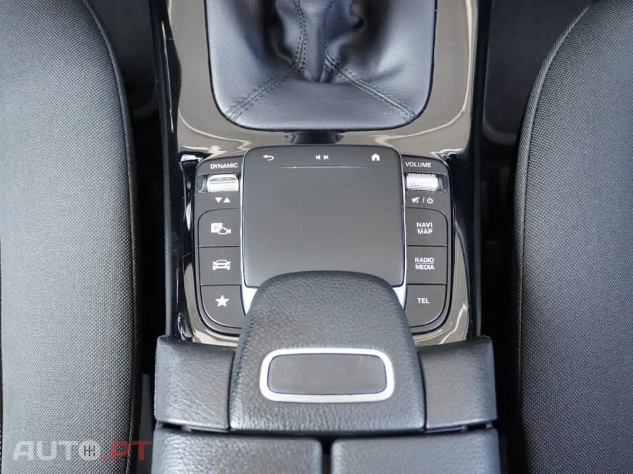 Mercedes-Benz A 180 d Business Solutions