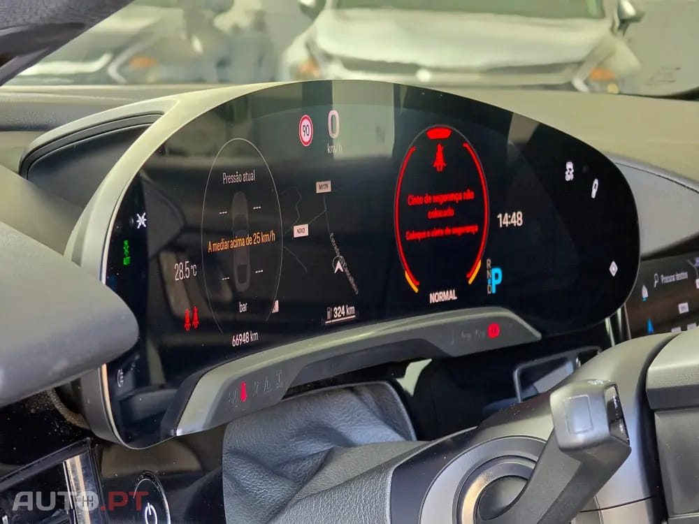 Porsche Taycan 4