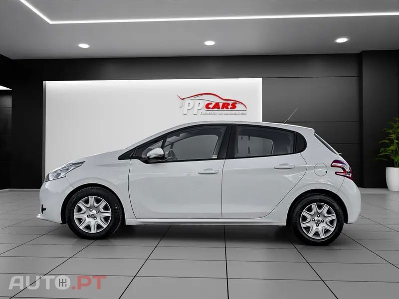 Peugeot 208 1.4 HDi