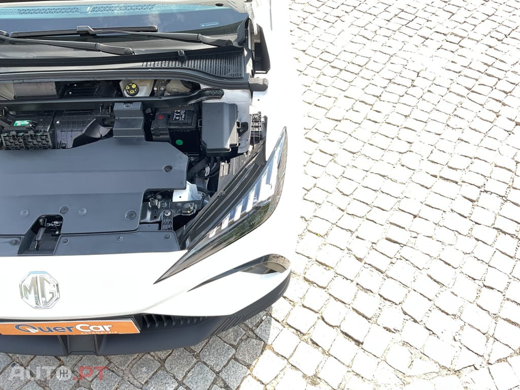 MG MG4 51 kWh Standard