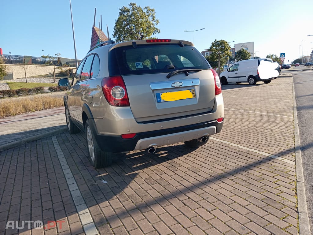 Chevrolet Captiva suv 7 lugares