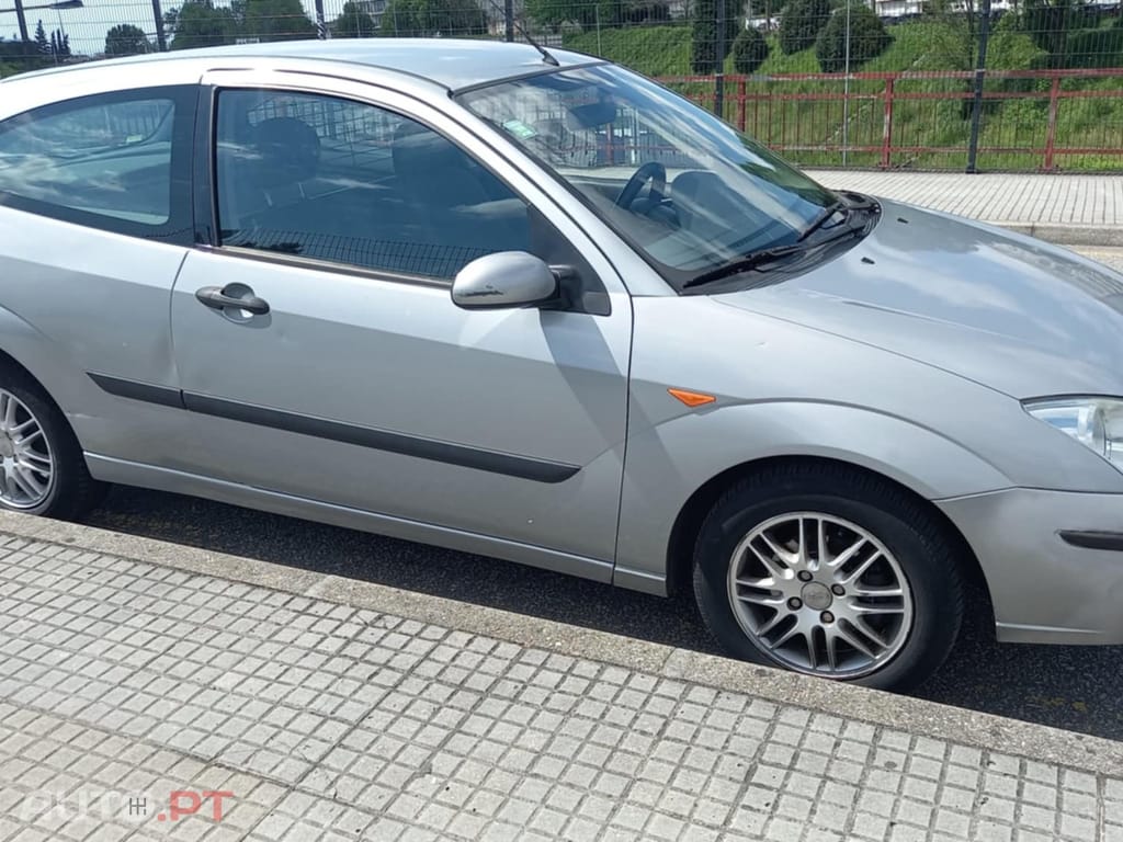 Ford Focus 1.8TDDI 90cv A/C