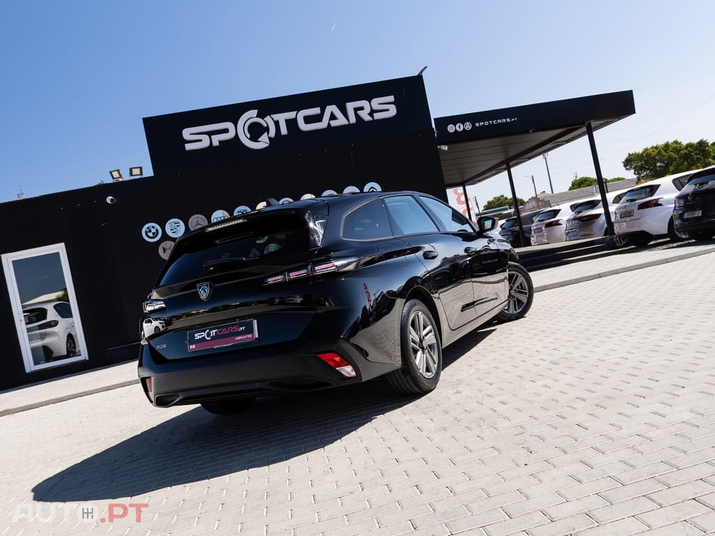 Peugeot 308 SW 1.2 Hybrid Style e-DCS6