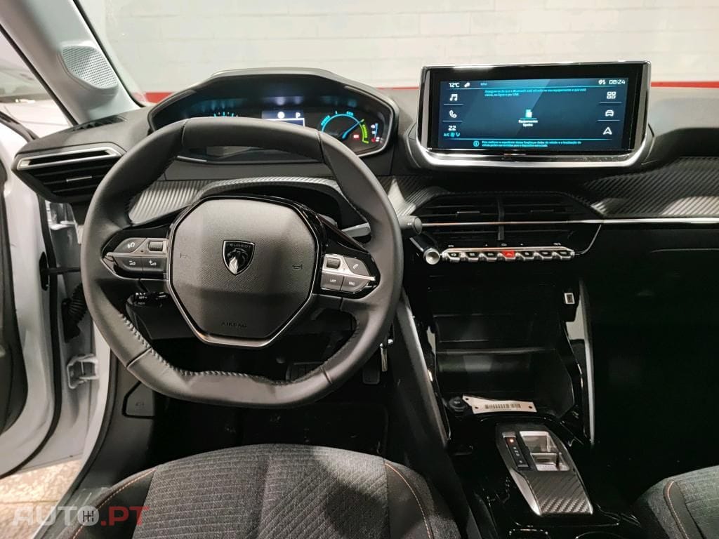 Peugeot E-208 50 kWh Style