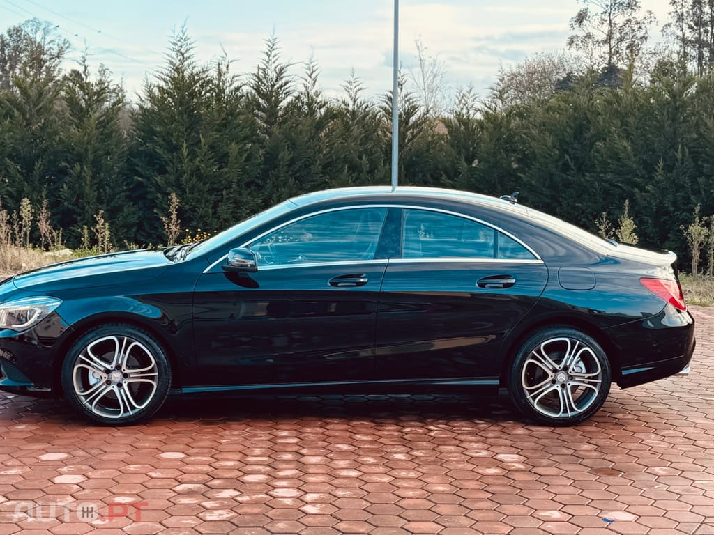 Mercedes-Benz CLA 220 CDi Urban Aut.111g