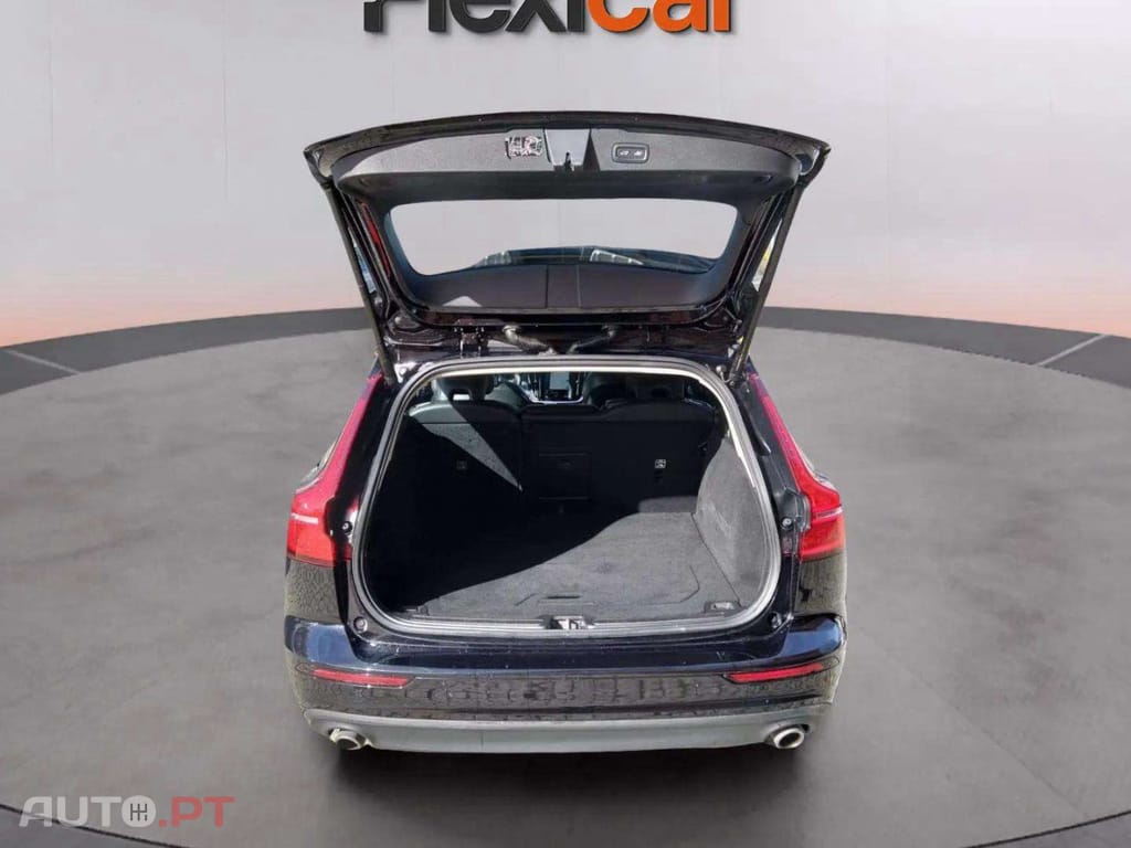 Volvo V60 2.0 T8 AWD TE Momentum