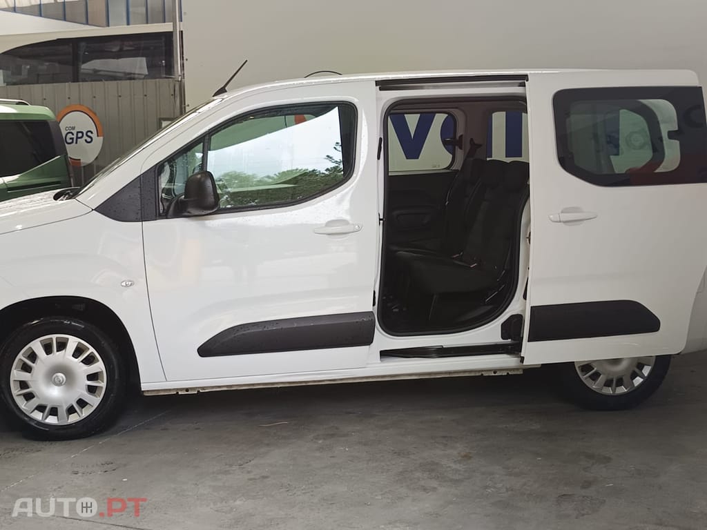 Opel Combo 1.5 CDTi L1H1 Essentia