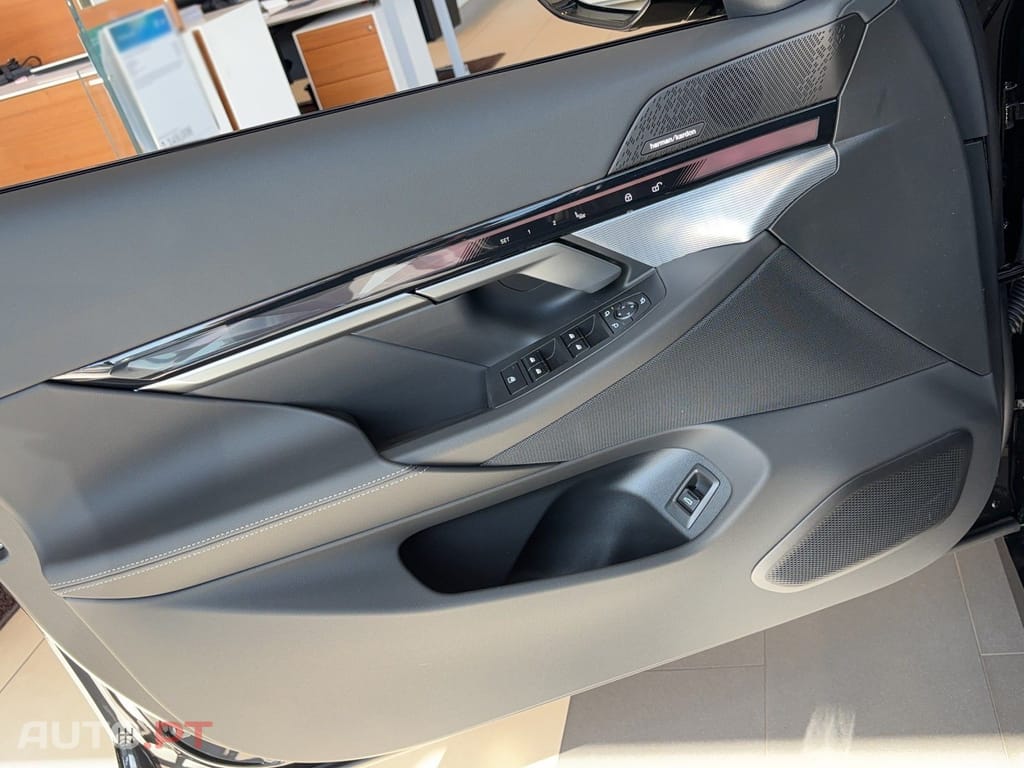 BMW i5 Touring eDrive40 Pack Desportivo M