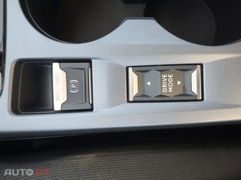 Peugeot 2008 PureTech 130 EAT8 Allure