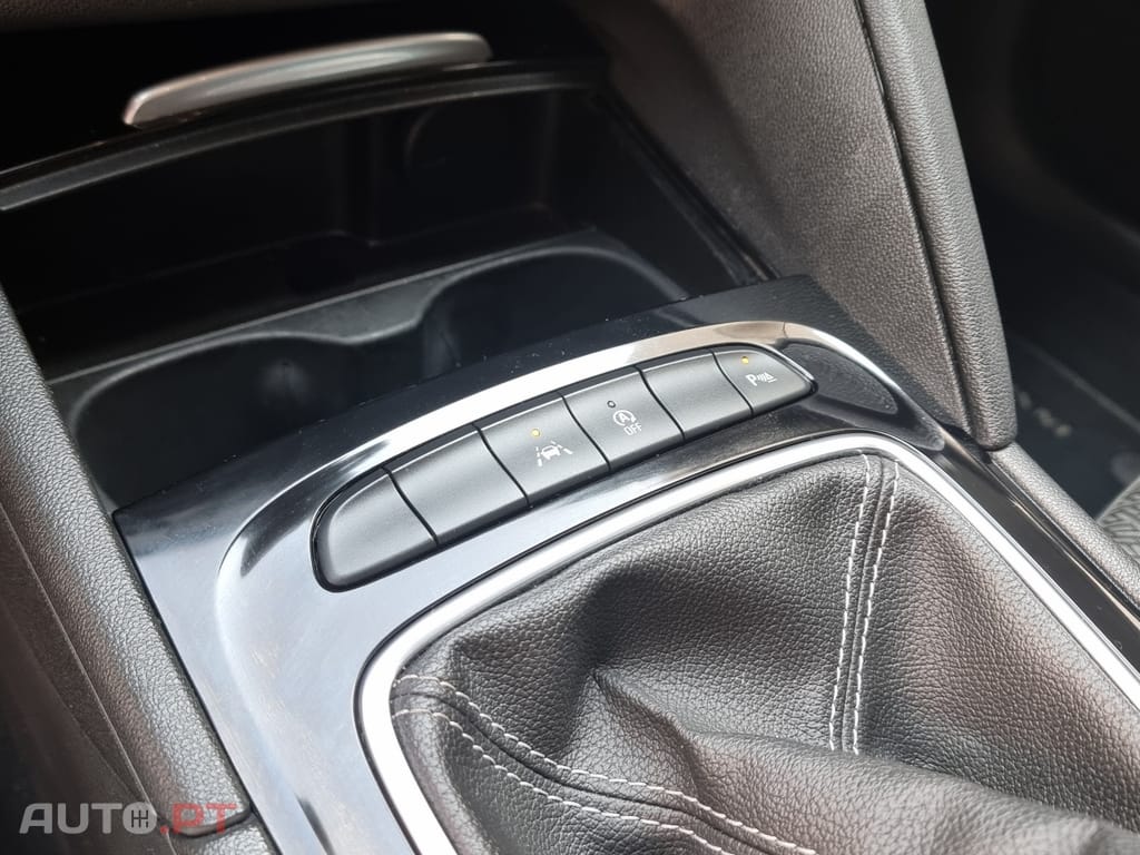 Opel Insignia 1.6 CDTi Dynamic