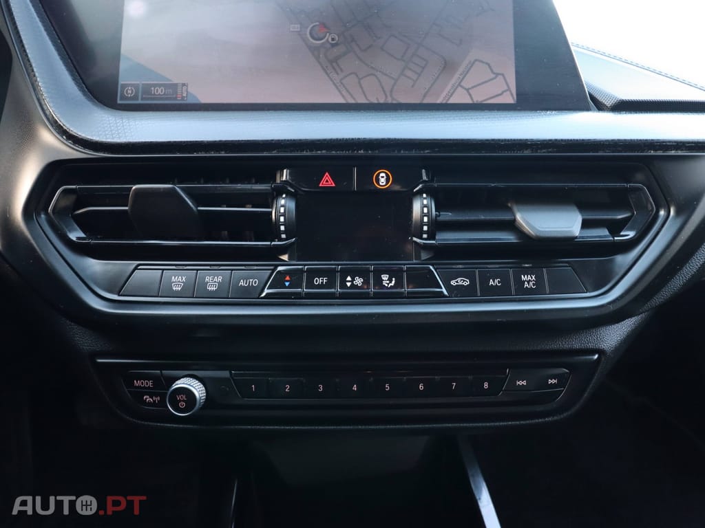 BMW 118 i Aut. Sport Line
