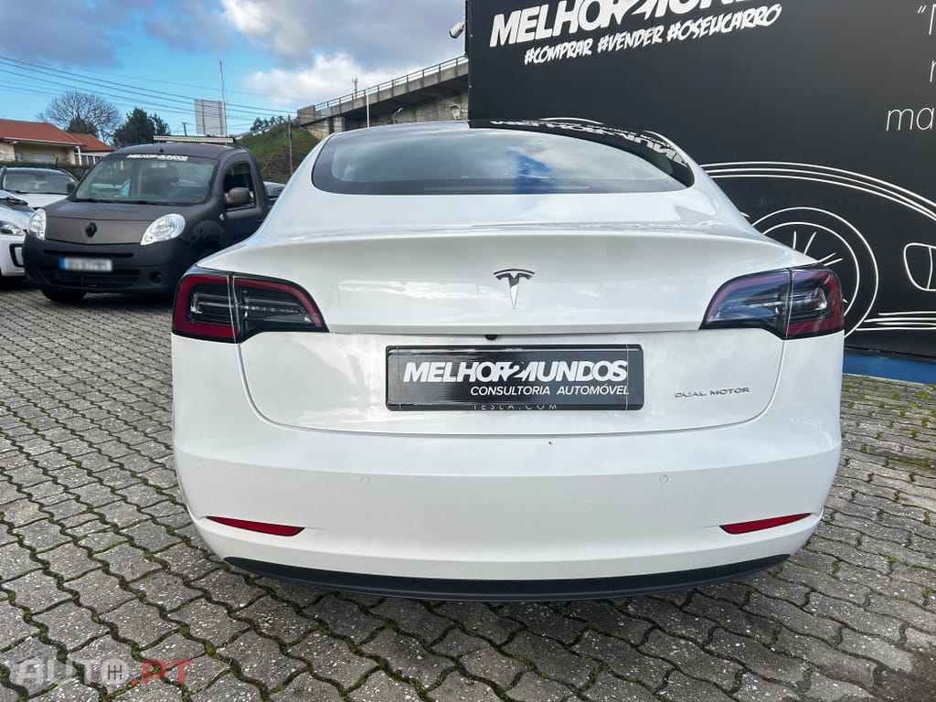 Tesla Model 3 Long-Range Dual Motor AWD