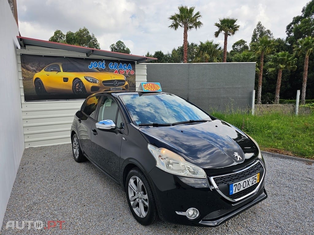 Peugeot 208 1.2 VTi Allure