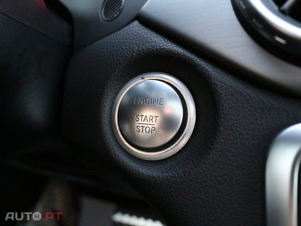 Mercedes-Benz GLA 220 CDi AMG Line