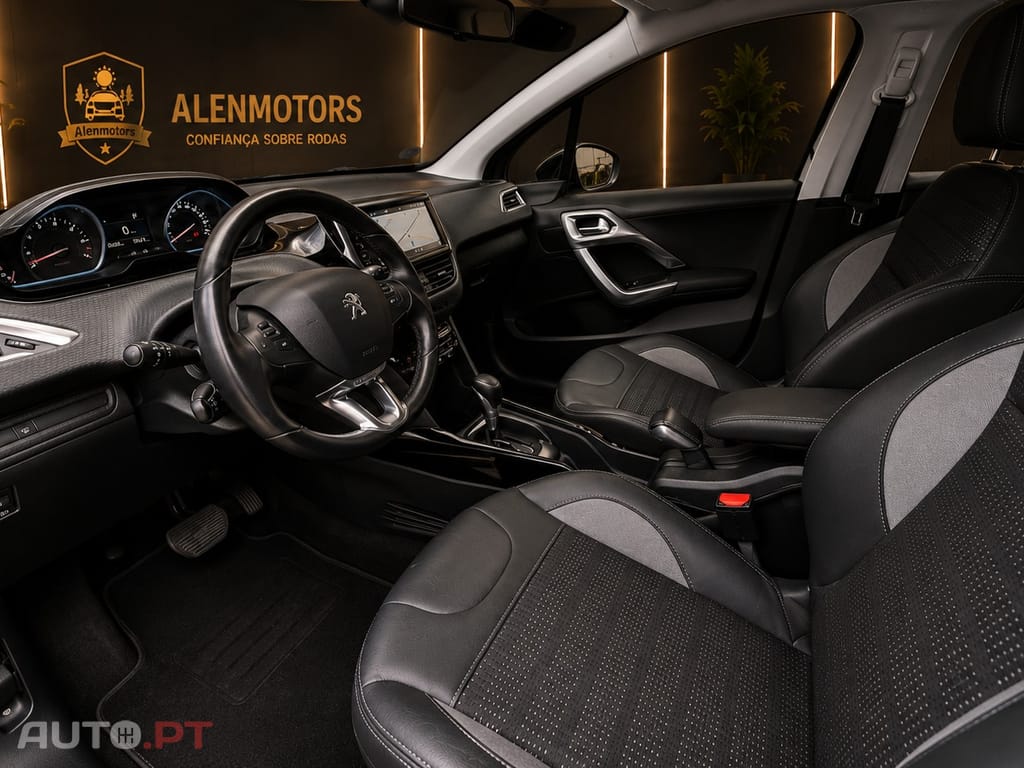 Peugeot 2008 1.2 PureTech Allure EAT6