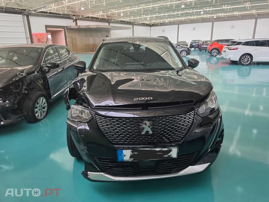 Peugeot E-2008 1.5 HDI Active Pack