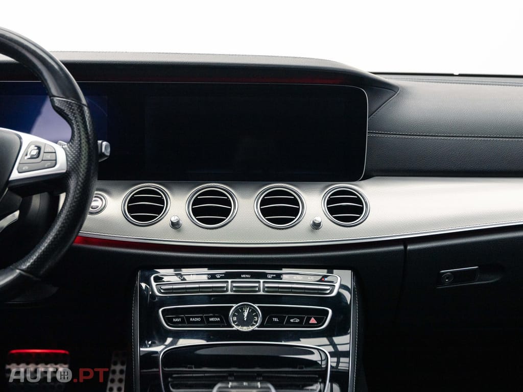 Mercedes-Benz E 220 d AMG Line