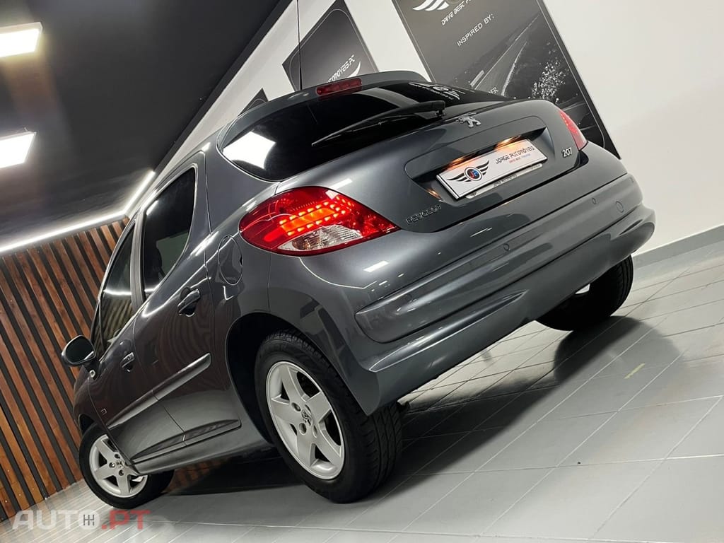 Peugeot 207 1.4 HDi SE Sportium