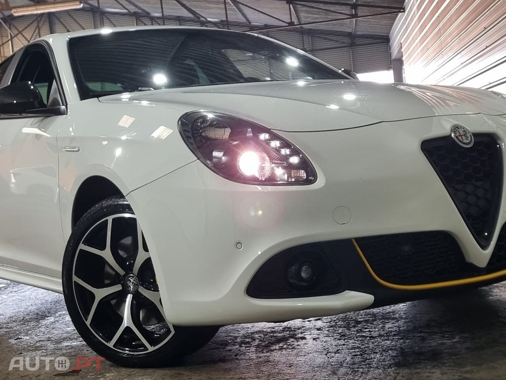 Alfa Romeo Giulietta 1.6 JTDm Sport J18 TCT