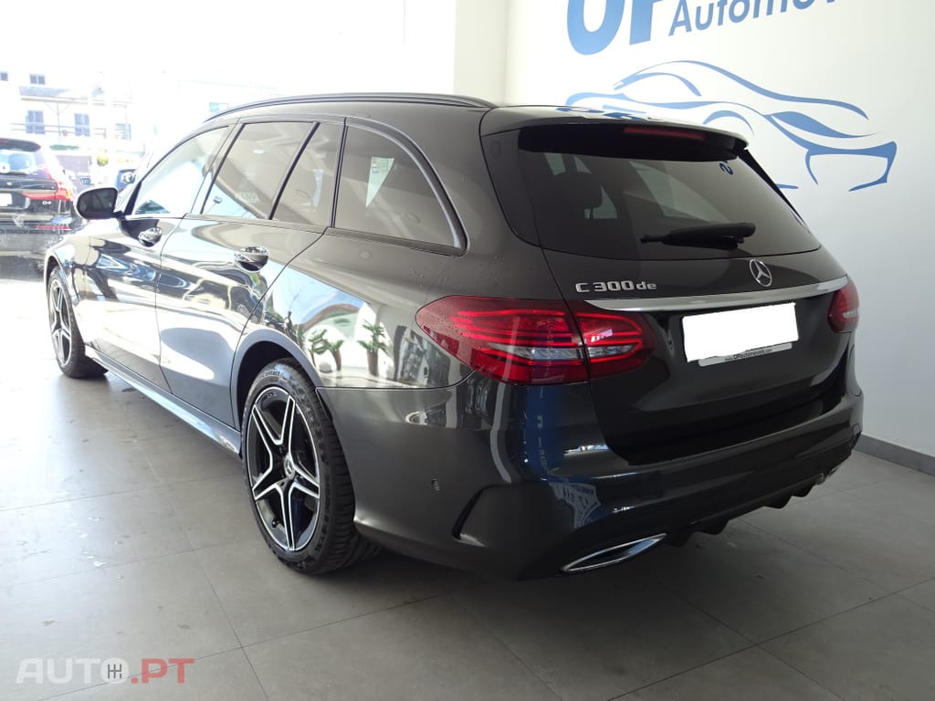 Mercedes-Benz C 300 de AMG Line