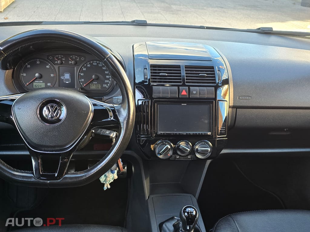 Volkswagen Polo 9n3