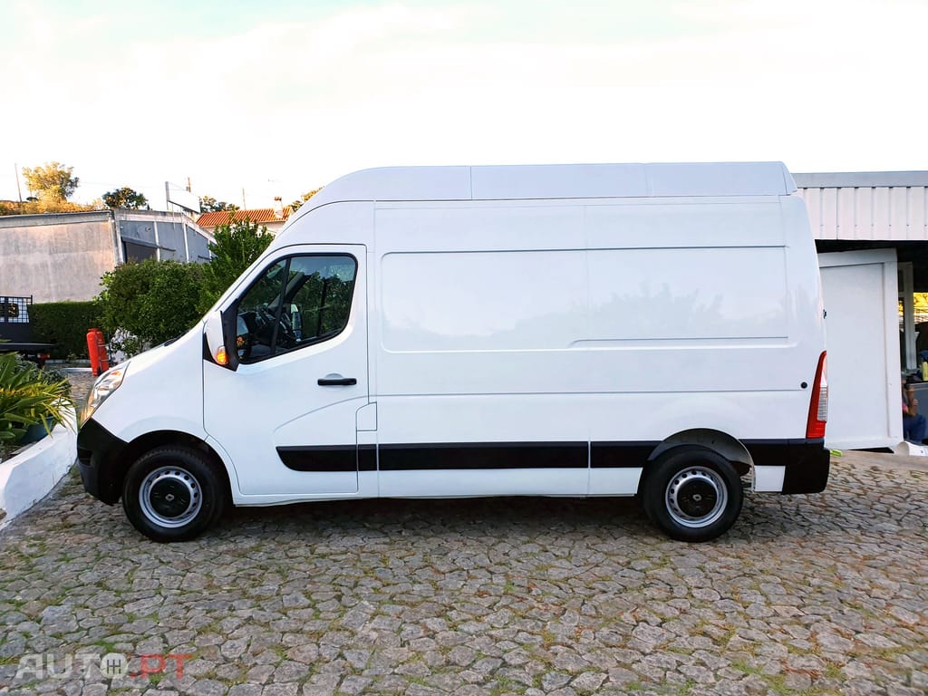 Renault Master 2.3 dCi L2H3 3.5T