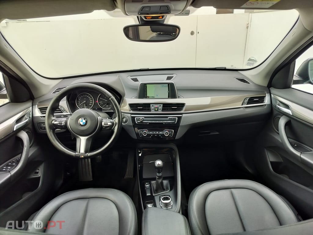 BMW X1 SDrive 16d XLine M-Pack