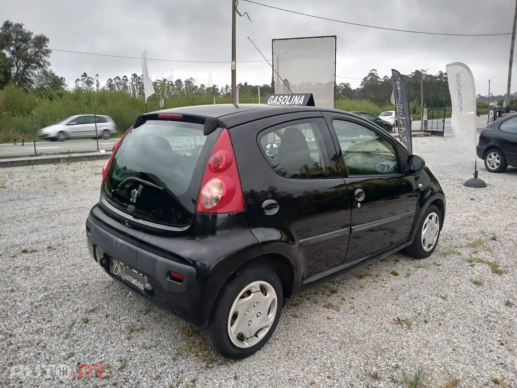 Peugeot 107 1.0