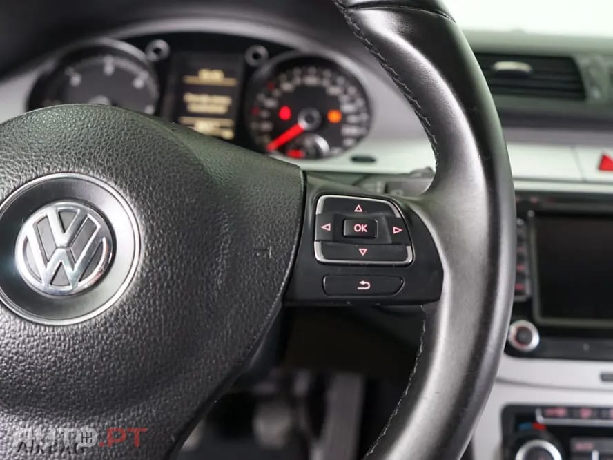 Volkswagen Passat CC 2.0 TDi