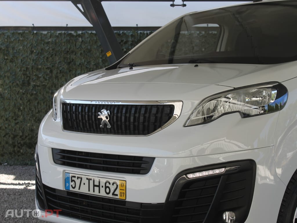 Peugeot Traveller 1.6 BlueHDi L2H1 Business Standard
