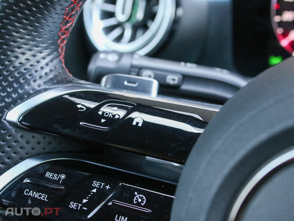 Mercedes-Benz A 250 e 8G-DCT Edition AMG Line