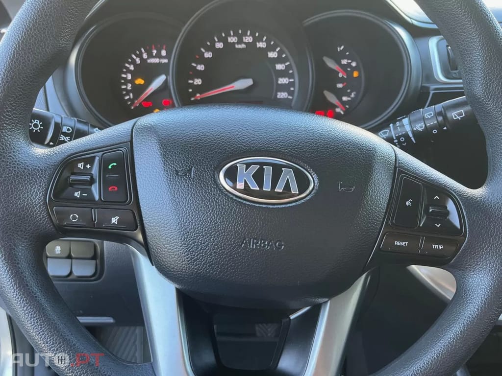 Kia Rio 1.2 CVVT TX