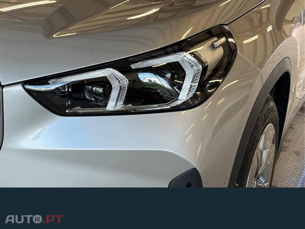 BMW iX1 xDrive30